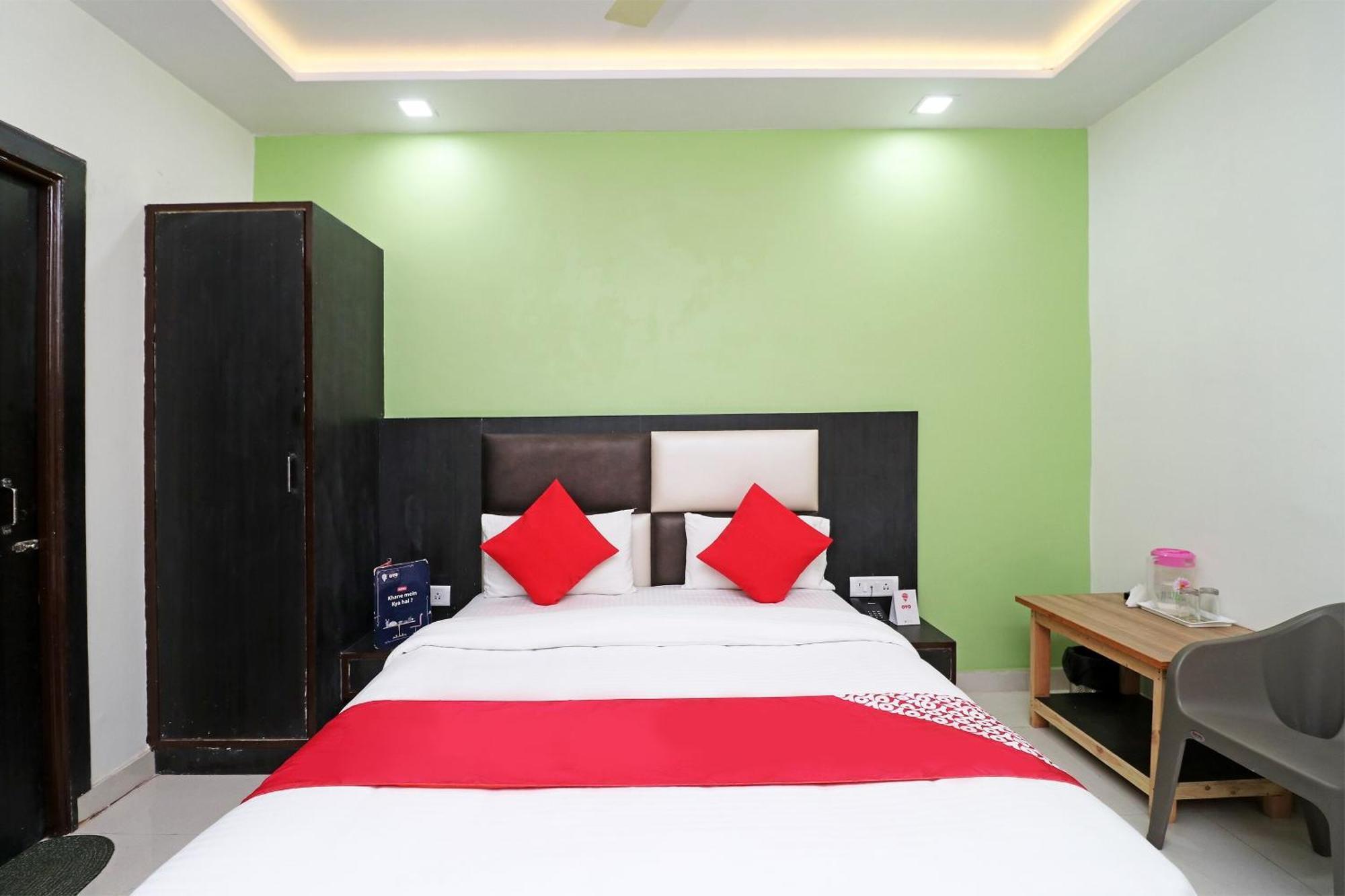 Oyo Hotel The Orient Tree آغْرا المظهر الخارجي الصورة
